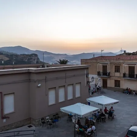 Veraluce Apartment Caltavuturo